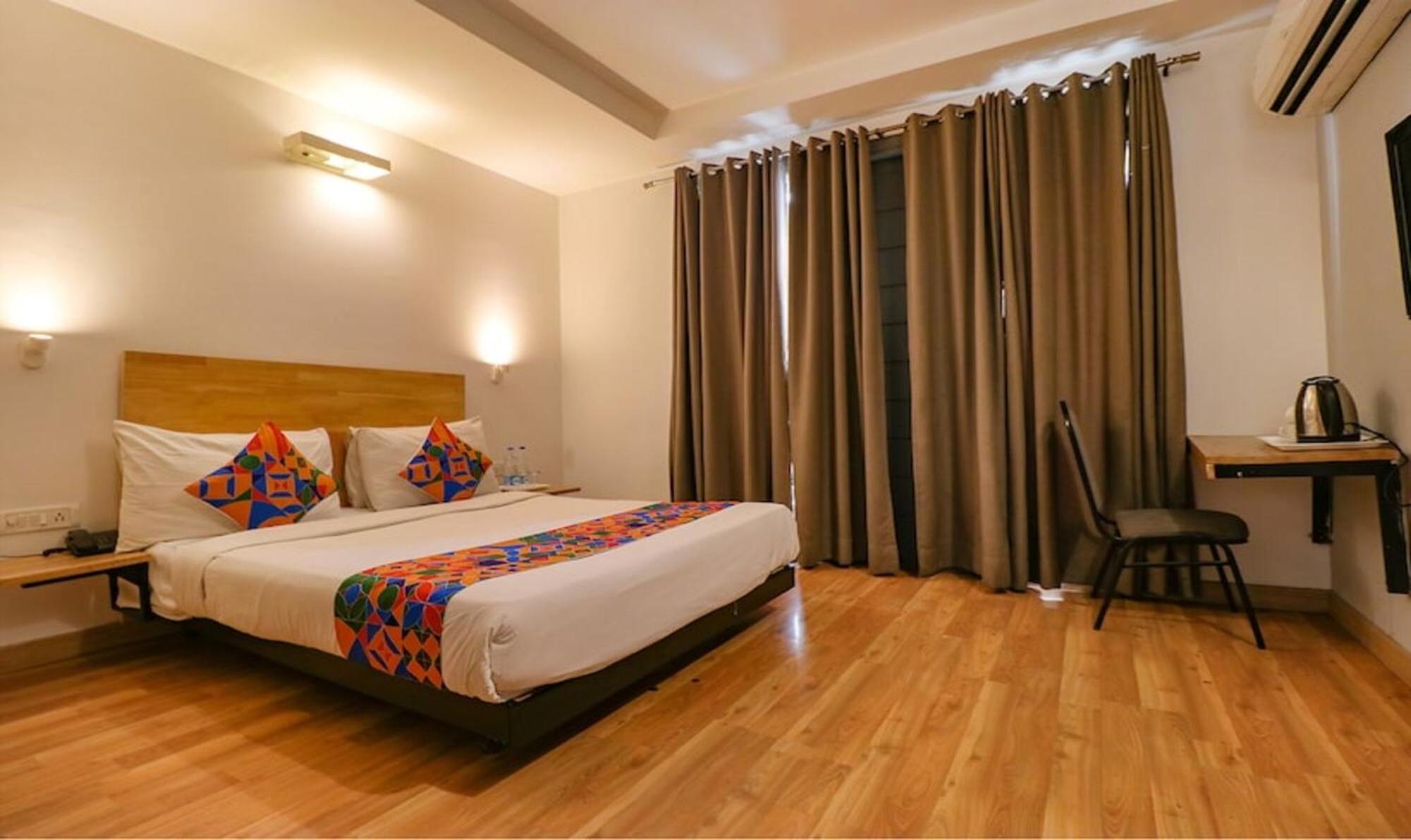 Fabhotel Majestic Jpm I Нью-Дели Экстерьер фото